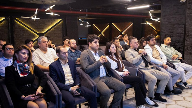 Fintex startapları üçün “Xüsusi tənzimləmə rejimi” mövzusunda görüş keçirildi