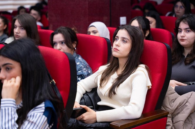 V “TUSİ” inkubasiya proqramı Bakı Dövlət Universitetində