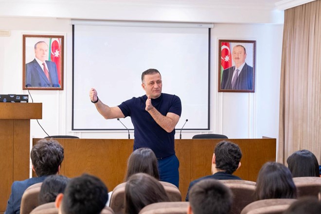 V инкубационная программа TUSI в Азербайджанском университете архитектуры и строительства 