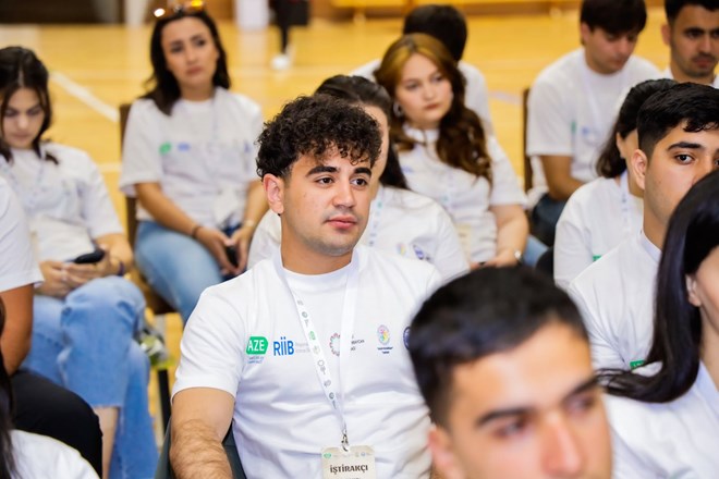 “Tarixin izi ilə: yaddaşımız gələcəyimizdir” V Gənclər Düşərgəsində iştirakçılar üçün “İnnovasiya və süni intellekt” mövzusunda təlim keçib. 