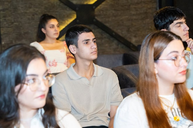  “NeecroLearn” oyun inkubasiya proqramında netvörkinq və təcrübə mübadiləsi görüşləri davam edir